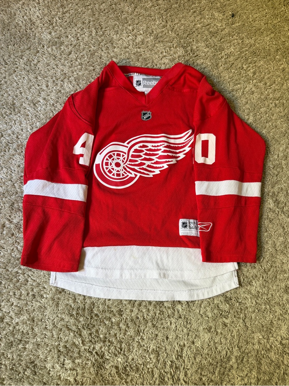 Reebok Red & White Detroit Red Wings Zetterberg Kids Hockey Jersey size S/M